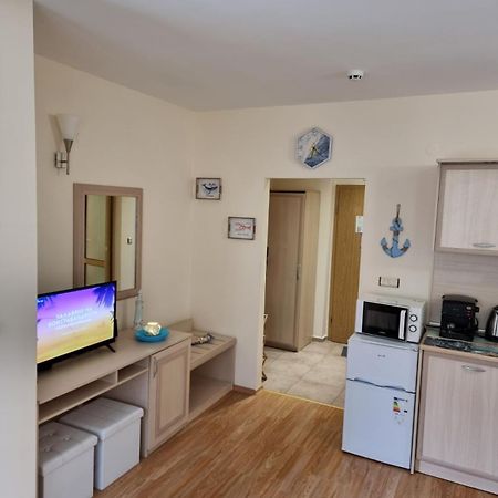 Good Vibes Apartment Avalon Слънчев бряг Екстериор снимка