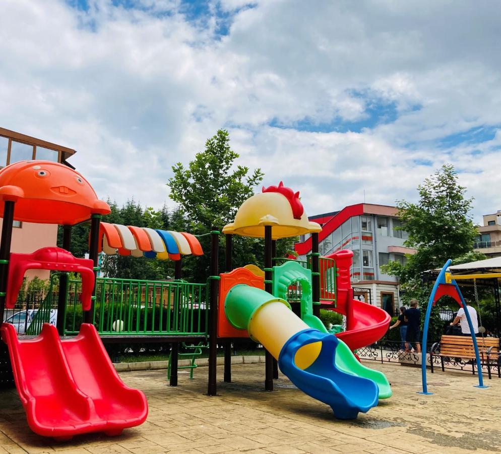 Good Vibes Apartment Avalon Слънчев бряг Екстериор снимка