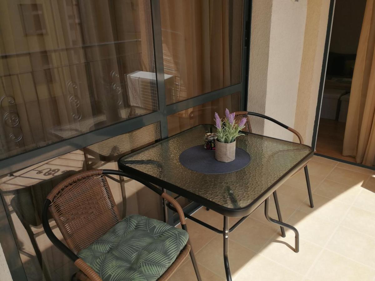 Good Vibes Apartment Avalon Слънчев бряг Екстериор снимка